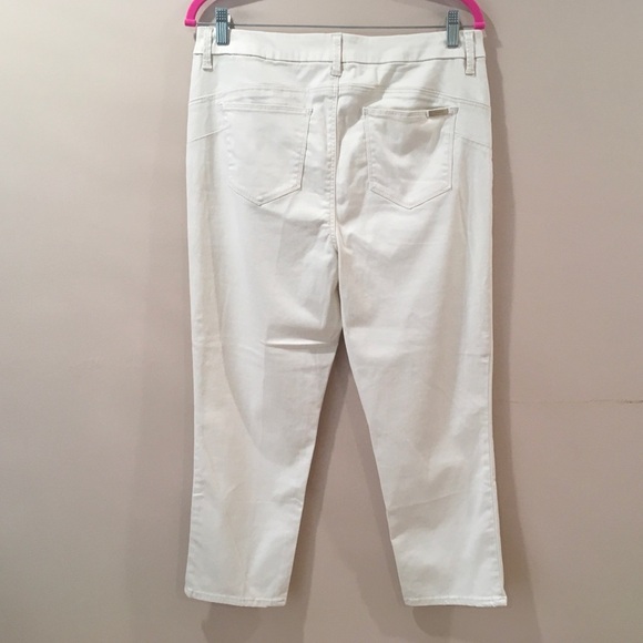 Chico's So Lifting Natural Cream Crop Basic Pants Womens Size 1.5 Medium New - Picture 3 of 7